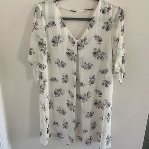 Floral flowy dress